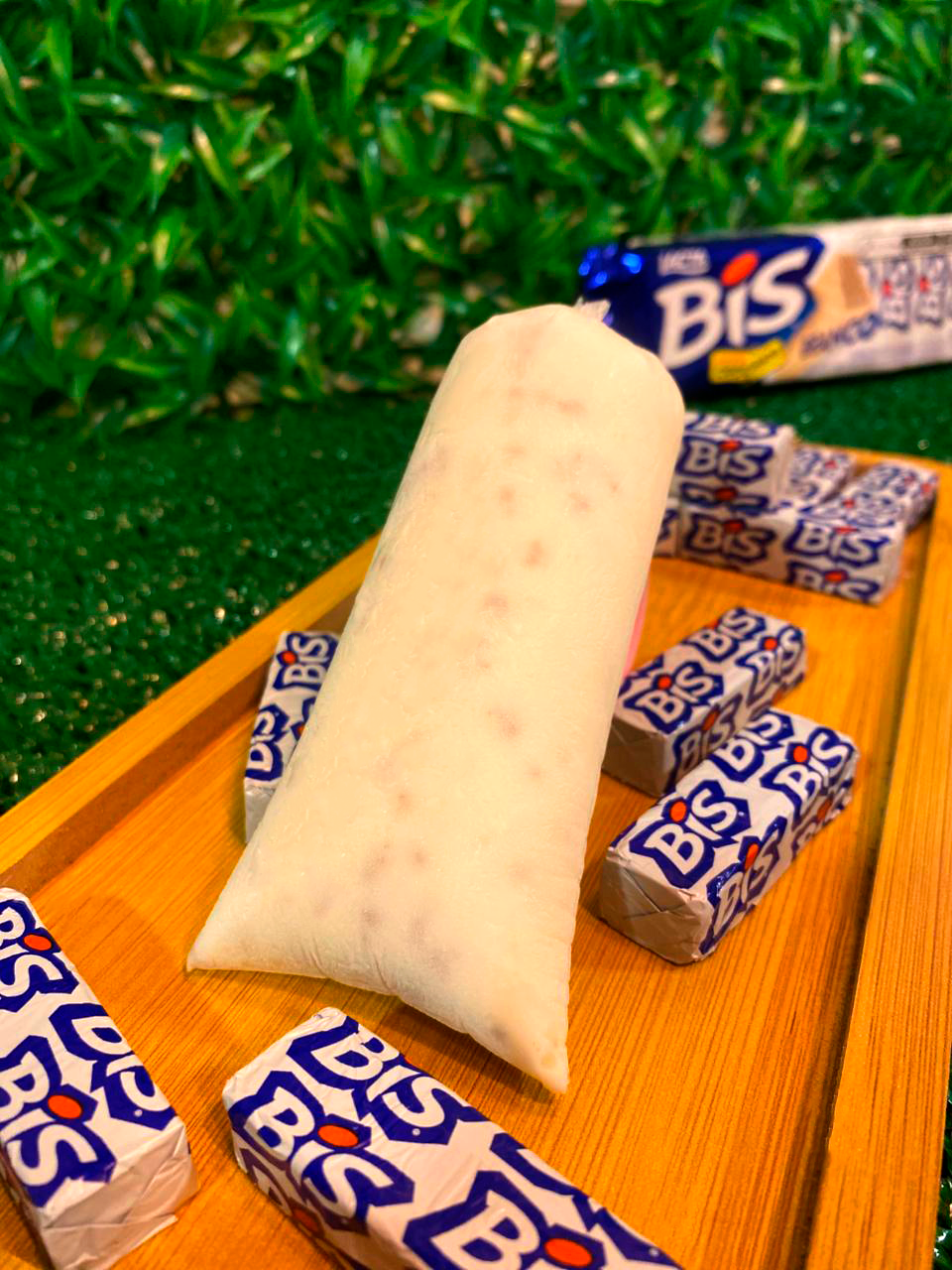 Bis